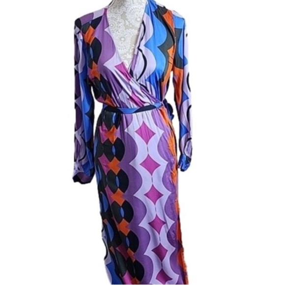 NWT • VICI Abstract Print Multicolor Maxi Wrap Dress / Duster - Picture 9 of 11